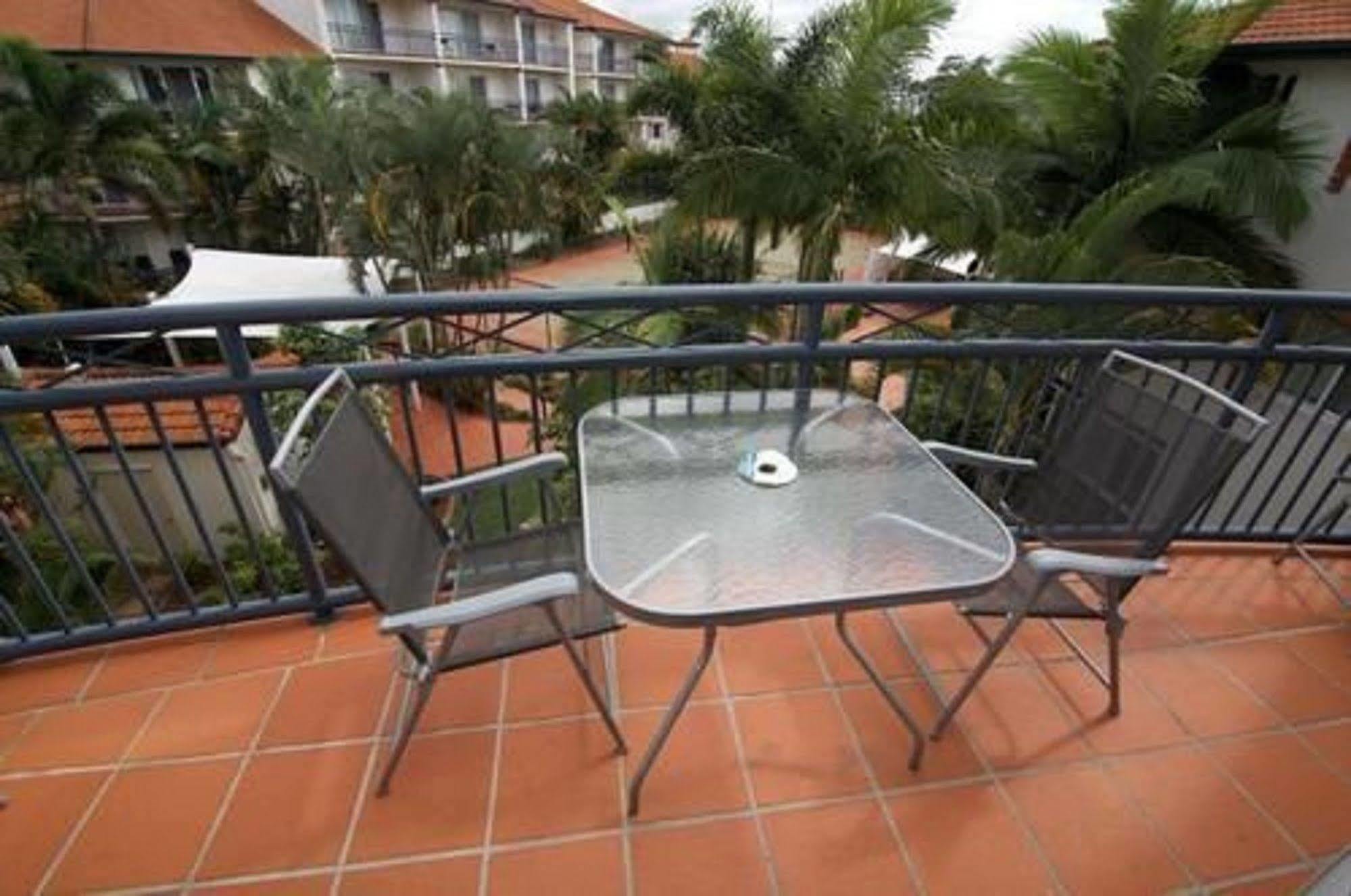 Blue Water Bay Villas Aparthotel 3*